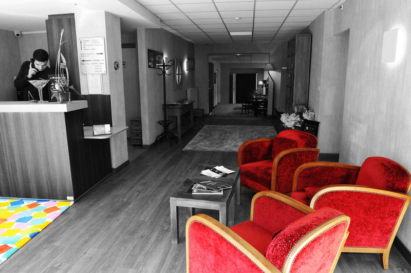 Urban Style Hotel De France 반느 외부 사진