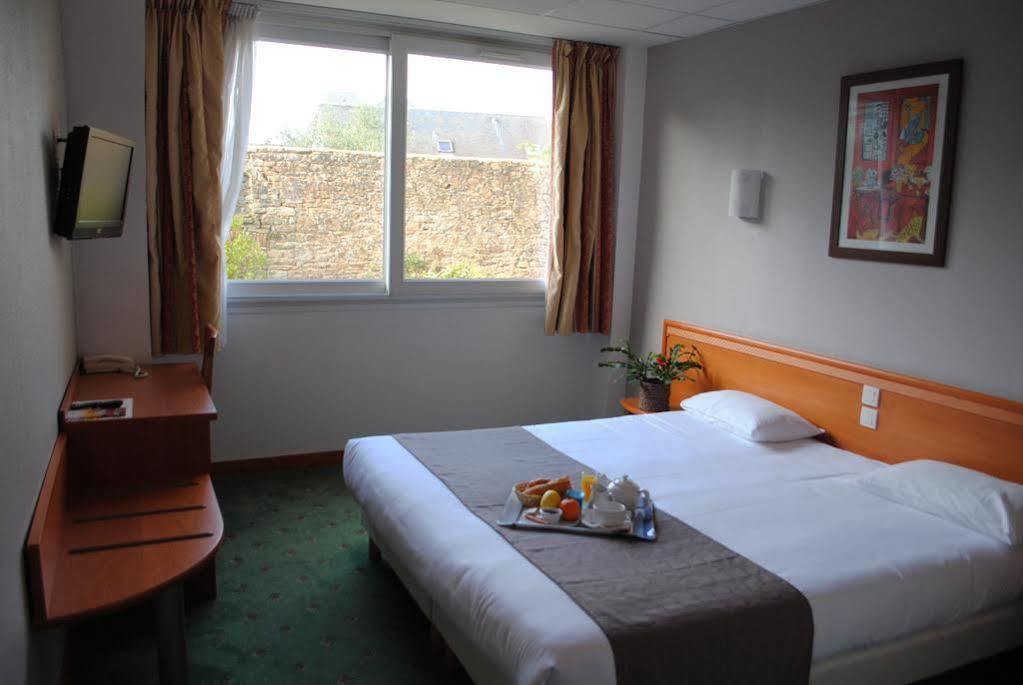 Urban Style Hotel De France 반느 외부 사진