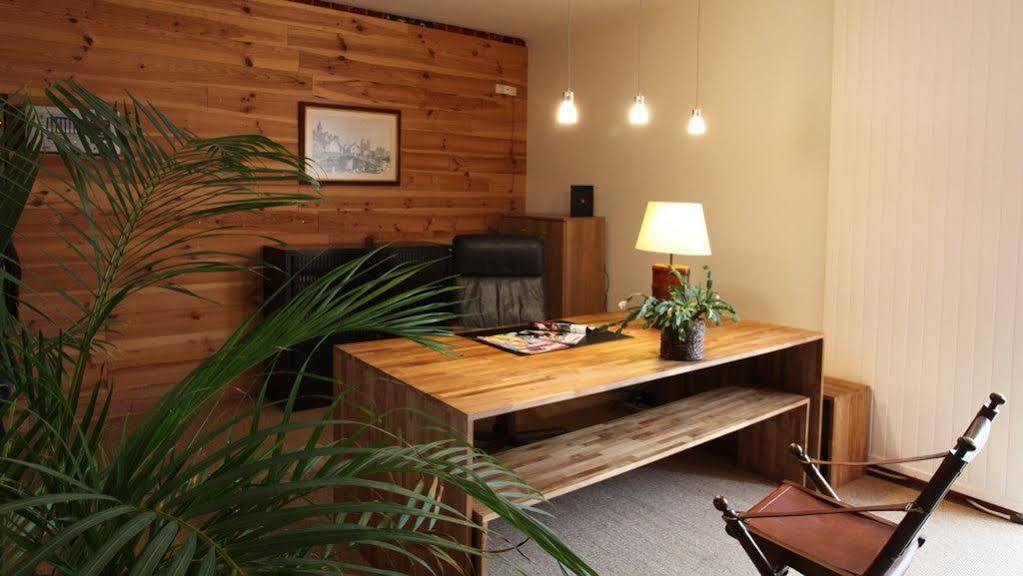 Urban Style Hotel De France 반느 외부 사진